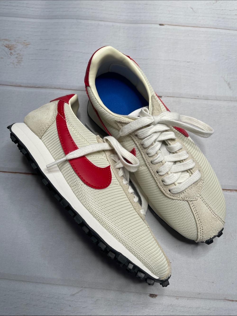 Nike LD-1000 5.5 Women’s Coconut Milk Red Swoosh Sneakers Shoes Lace Up Classic